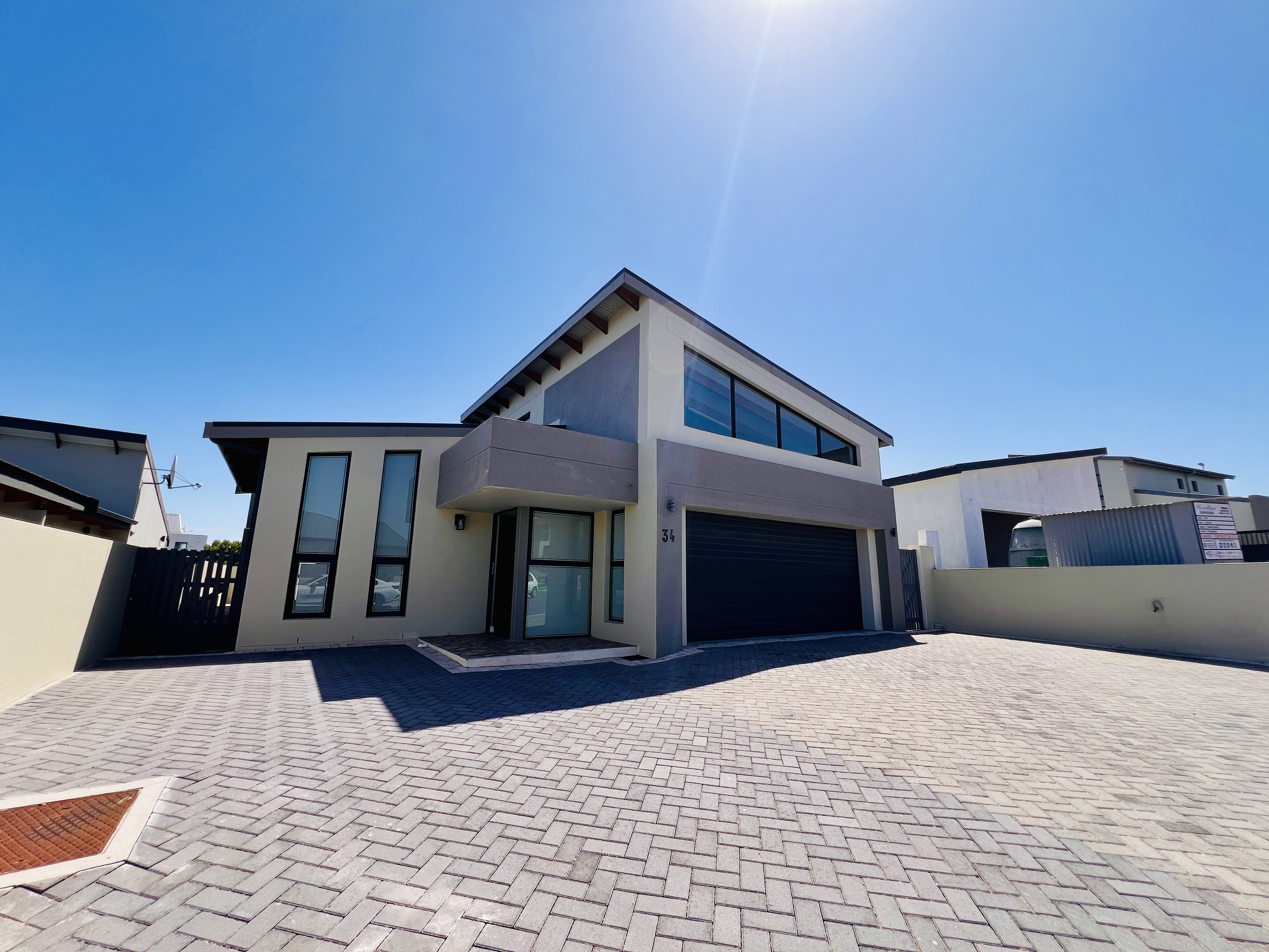 3 Bedroom Property for Sale in Sunset Estate Western Cape